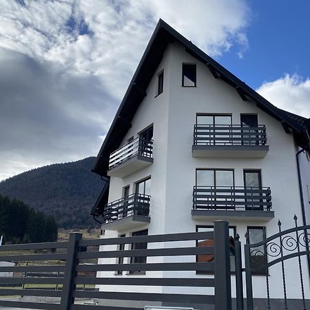 Vila Hora Craiului Zărneşti Exteriör bild