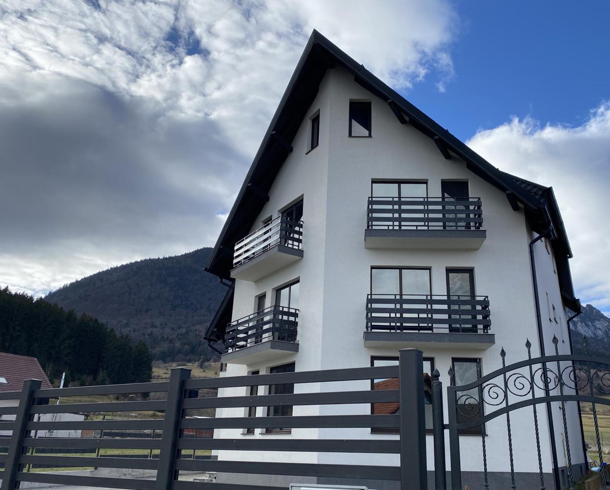 Vila Hora Craiului Zărneşti Exteriör bild